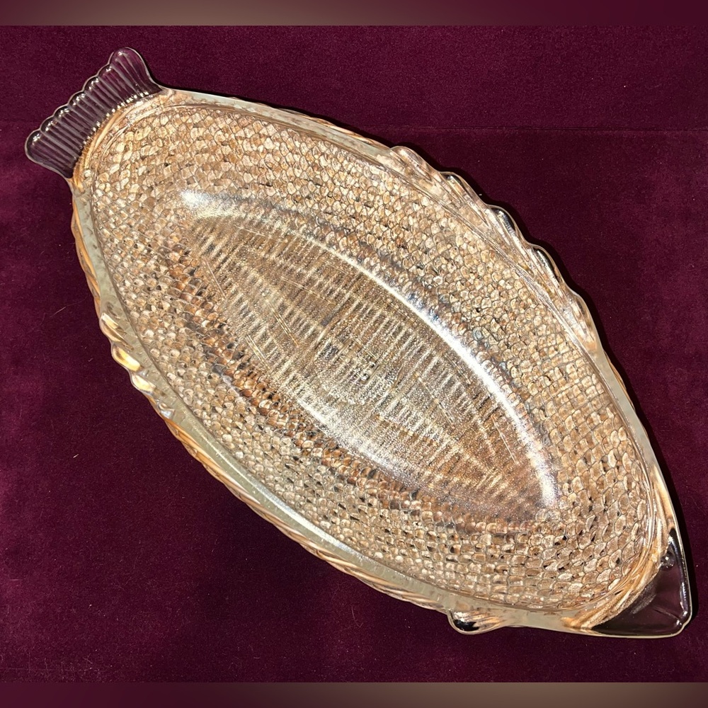Vintage Glasbake Fish Dish Fisherman Core